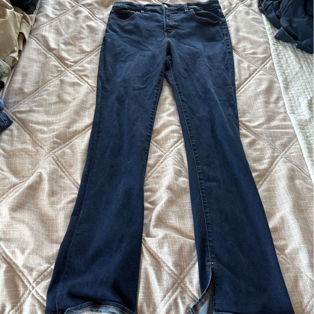 Express: Dark Wash Split Hem Flare Denim Jeans Women's - Like New